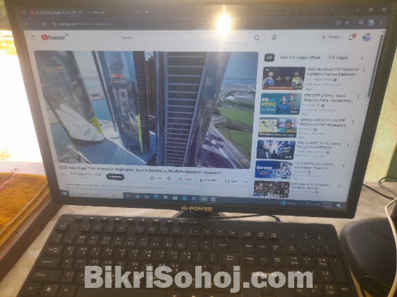 মাত্র ৫ মাস নতুন কিনেছি,,, একদম নতুনের মতো আছে।